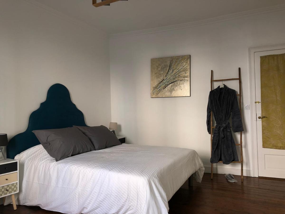 Les 3 P'Tites Pom'S Hotel Alencon Bagian luar foto